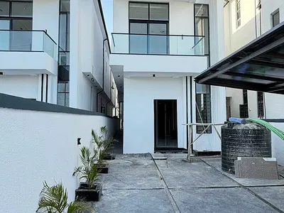 5 Bedroom Detached Duplex with Swimming Pool — Ajah Lekki, Lekki Expressway, Lekki, Lagos