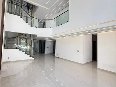 6 Bedroom Wit BQ for Those Who Love Class, Space, Luxury, Neat Finishing — Lekki, Lagos