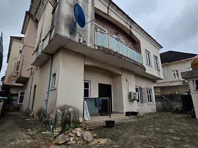 A Redevelopable 6 Bedroom Detached Duplex — Bakare Estate, Agungi, Lekki, Lagos