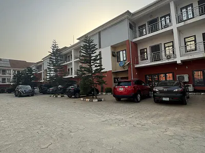 A Very Good Spacious and 2 Bedroom Flat — Off Nicon Junction Road, Close to Judges Quaters., Katampe (Main), Katampe, Abuja