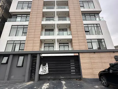Luxury 3 Bedroom Apartment with BQ — Lekki Phase 1, Lekki, Lagos