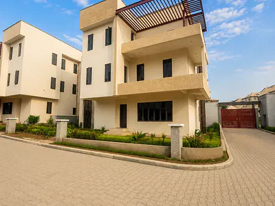 5 Bedroom Detached Duplex — Jahi, Abuja