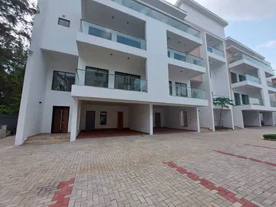 4 Bedroom Terraced House with BQ — Ikoyi, Lagos