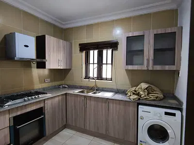 Fully Serviced 2 Bedrooms Flat with 24HRS Light — Lekki, Lagos