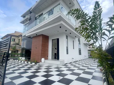 Standard 5 Bedroom Detached Duplex with Luxury Finishing, Pool, Gazebo — Ajah, Lagos