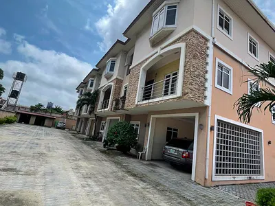 Modern Luxury 4 Bedroom Semi-Detached Home with BQ and Swimming Pool — Victoria Island (VI), Lagos