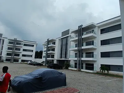Luxury 3 Bedroom Serviced Apartment with a BQ — Jabi, Abuja