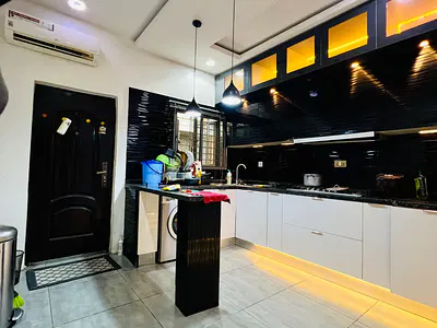 5 Bedroom Block of Flats with BQ — Ikoyi, Lagos