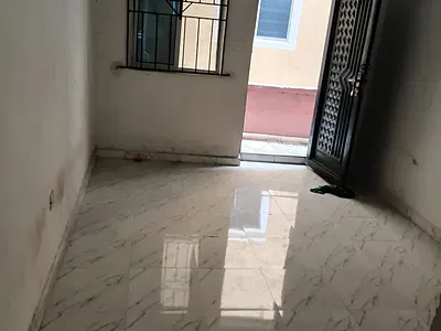 Studio Apartment — Araromi Street, Shomolu, Lagos