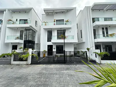 5 Bedroom Detached Duplex — Lekki, Lagos