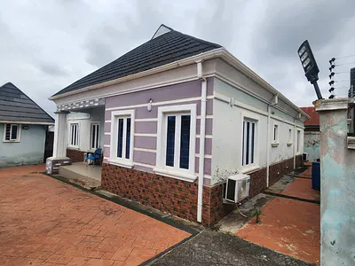 En-Suite 3 Bedroom Bungalow — Opposite All Saint School, Agbofieti Area, Jericho, Ibadan, Ibadan, Oyo