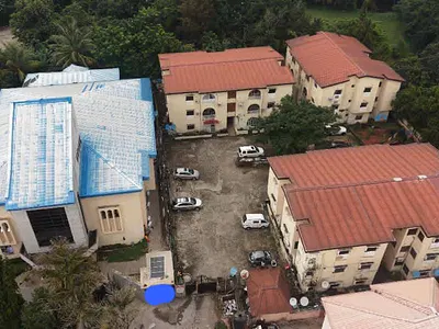 Old Mini Estate of 20 Units of 3 Bedroom in Wuse 2 — Wuse 2, Abuja