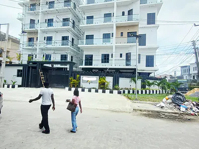 Executive 1 Bedroom Apartments with Swimming Pool, Gym — Lekki, Lagos