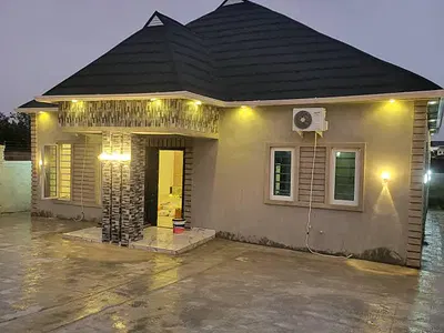 Newly Built 3 Bedroom Bungalow with BQ — Akala Express, Ibadan, Oyo