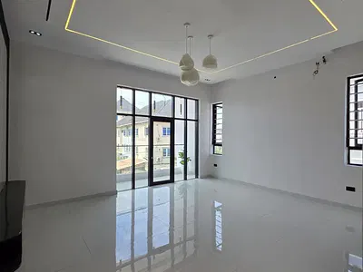3 Bedroom Luxury Apartment — Lekki, Lagos