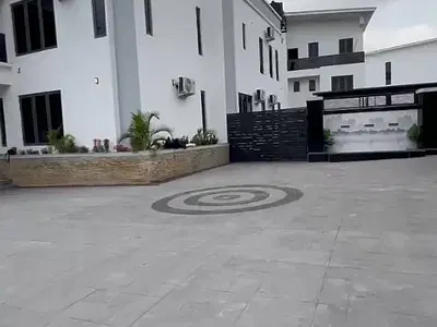 8 Bedroom Fully Furnished Detached Villa — Asokoro District, Abuja