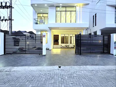 5 Bedroom Fully Detached Duplex — Osapa, Lekki, Lagos