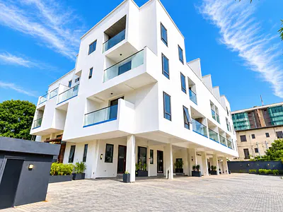 4 Bedroom House with BQ — Victoria Island (VI), Lagos