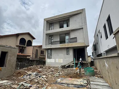 Luxury 7 Bedroom Detached Duplex with BQ — Omole Phase 2, Ikeja, Lagos