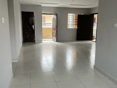 Fully Serviced 3 Bedroom Apartment Upstairs with Wardrobes — Lekki, Lagos