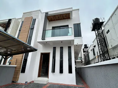 Spacious 1 Bedroom Apartment — Ikota, Lekki, Lagos