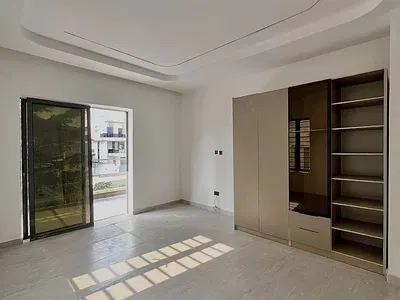 5 Bedroom Fully Detached Home — Lekki Phase 1, Lekki, Lagos