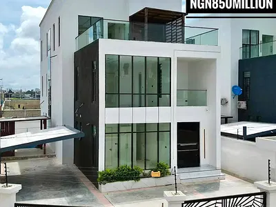 5 Bedroom Detached Duplex — Lekki, Lagos