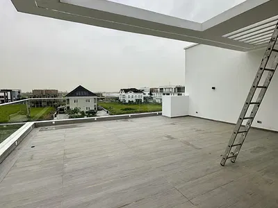 5 Bedroom Detached Duplex — Lekki, Lagos