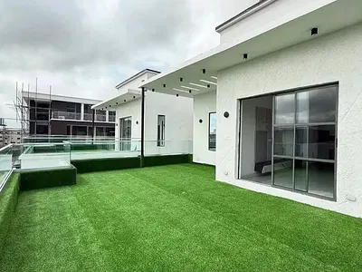 5 Bedroom Detached Duplex — Lekki, Lagos
