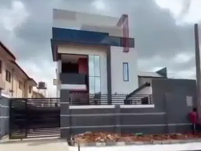 5 Bedroom Detached Duplex with Swimming Pool — Magodo, Lagos