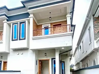 Well Renovated 4 Bedroom Semi Detached Duplex with BQ — Lekki, Lagos
