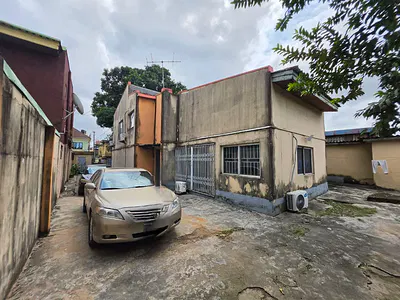 Spacious 5 Bedroom Detached Duplex with BQ — Off Adelabu Road, Surulere, Lagos