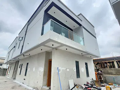 4 Bedroom Detached Duplex in a Shared Compound — Surulere, Lagos