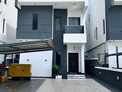 5 Bedroom Detached Duplex W — Lekki, Lagos