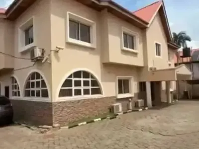 5 Bedroom Fully Detached Duplex with BQ — Wuse 2, Abuja