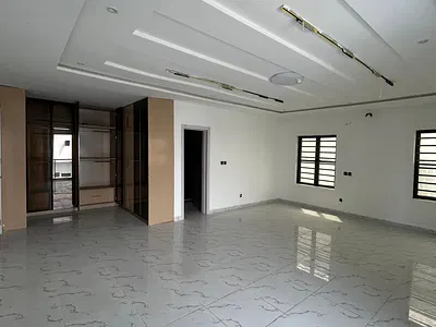 5 Bedroom Fully Detached Duplex with Excellent Facilities — Lekki, Lagos