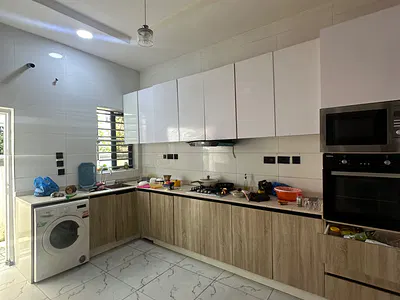 Spacious Room with Closet Room and Bathroom Sharing Kitchen — Lekki, Lagos