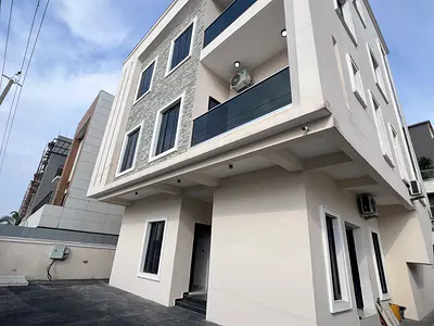 Luxury Five Bedroom Fully Detached Duplex — Lekki, Lagos