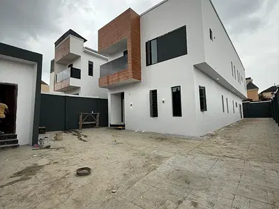 5 Bedroom Detached Duplex with BQ — Ibadan, Oyo