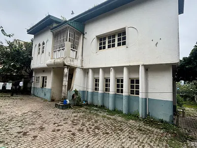 6 Bedroom Fully Detached Duplex with 2 Room BQ — Wuse, Abuja