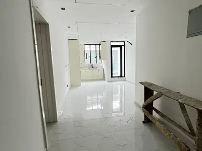 Newly Built 1 Bedroom Luxury Service Apartment with Gym, Pool&elevator — Lekki, Lagos