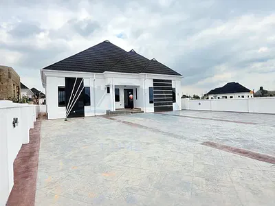 Exquisite 3 Bedroom Bungalow in Serene Environment — Mowe Town, Ogun