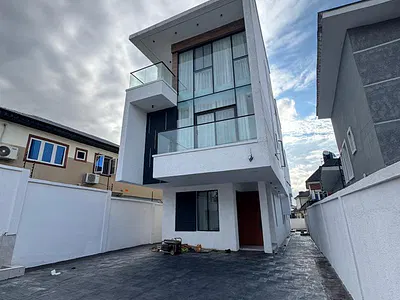 Luxury Newly Built 5 Bedroom Fully Detached Duplex with BQ — Magodo, Lagos