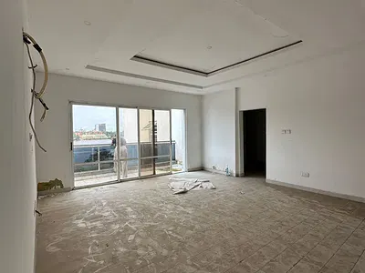 Spacious Newly Built 2 Bedroom Penthouse Apartment with Pool & Gym — Ikoyi, Lagos