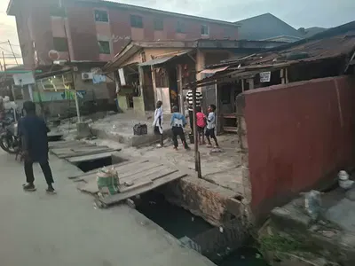 550SQM Land with Demolishable Bungalow — Agboyi Road, Alapere, Ketu, Lagos
