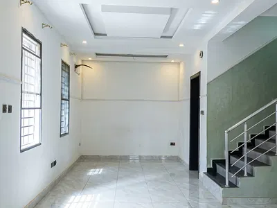 5 Bedroom Detached House — Lekki, Lagos