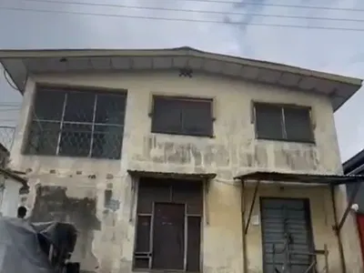 Block of 6 Flats, 3 and 2 Bedroom — Ogungbadejo Street, Shomolu, Lagos