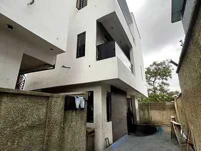 Exquisite 5 Bedroom Detached Duplex with Pool — Adeniyi Jones, Ikeja, Lagos