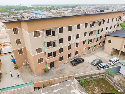 92-Room Hotel / Guest House — Oba Sekundemade, Ikorodu, Lagos