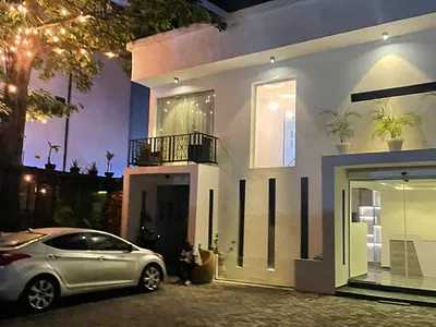 Fully Furnished 13 Room Detached Commercial Space — Lekki, Lagos